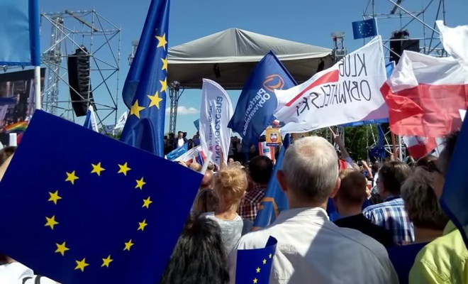 Polonia, Varșovia - Proteste pentru menținerea în Uniunea Europeană, KOD