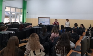 CECCAR Hunedoara: Filiala, în dialog cu elevi și cadre didactice, despre importanța educației financiar-contabile