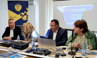 Click pentru mărire CECCAR Mehedinți: Conferința Educația economică – de la teorie la practică pune bazele formării tinerilor în domeniul financiar-contabil