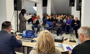 Click pentru mărire CECCAR Mehedinți: Conferința Educația economică – de la teorie la practică pune bazele formării tinerilor în domeniul financiar-contabil