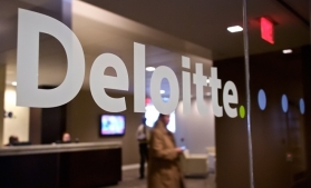 Studiu Deloitte: Directorii financiari din România se așteaptă la o scădere masivă a cererii, la reducerea veniturilor și a numărului de angajați