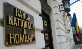 BNR: Se impun soluţii monetare, prudenţiale şi fiscale pentru menţinerea stabilităţii financiare