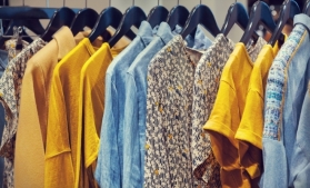 La nivel mondial, valoarea hainelor nevândute, aflate în magazine și depozite, este de 140-160 miliarde euro