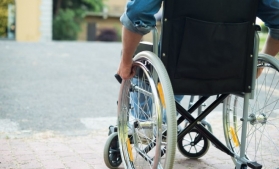 ANDPDCA: Aproape 860.000 de persoane cu dizabilități, în România, la finalul anului trecut