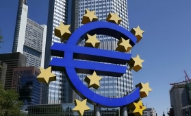 Redresarea zonei euro a accelerat în aprilie, datorită industriei și sectorului serviciilor