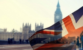 Londra a anunțat cea mai mare reducere de taxe din 1972 pentru a stimula creșterea economică