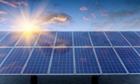 Pe plan global, capacitatea de generare a energiei solare instalată pe acoperișuri a crescut cu 49% în 2022; Spania, în fruntea statelor europene