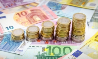 Rezervele internaționale ale României (valute plus aur), 38,417 miliarde de euro, la 30 aprilie