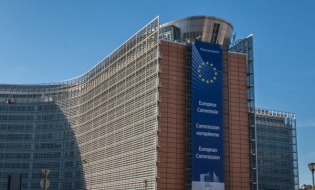 Comisia Europeană propune scutirea de TVA a bunurilor și serviciilor vitale distribuite de UE în perioadele de criză