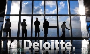 Deloitte: La nivel global, antreprenorii se așteaptă să resimtă efectele pandemiei și în următorii ani