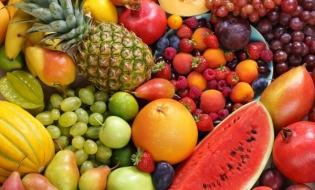 Producția de fructe de vară în UE a scăzut cu 6,3% în 2022