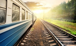 INS: Numărul pasagerilor care au călătorit cu trenul a avansat cu 10,5% în primul semestru