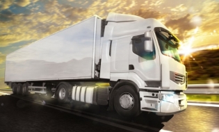 CE oferă stimulente pentru folosirea camioanelor cu emisii scăzute
