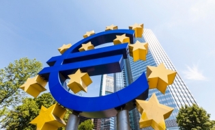 S&P Global: Scăderea activității economice în zona euro s-a accentuat luna aceasta