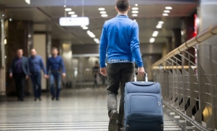 Traficul de pasageri pe aeroporturile din România a crescut cu 17% în 2023