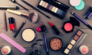 Analiză: Piaţa de cosmetice din România se va apropia de două miliarde de euro în 2019
