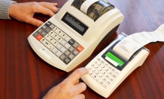 Noi termene pentru conectarea aparatelor de marcat electronice fiscale la sistemul informatic al ANAF