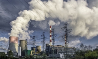 IEA: Utilizarea cărbunelui pentru producția de electricitate este la un nivel-record în pofida angajamentelor de reducere a emisiilor