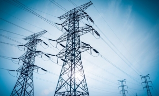 PwC: Piața energiei electrice are nevoie de noi reguli de funcționare pentru a integra energia verde