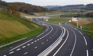 CNAIR: Peste 370.000 de nereguli depistate în acest an de sistemele de transport inteligente de pe sectoarele de autostrăzi din România