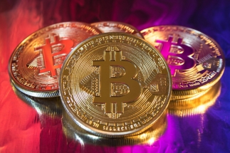 Reglementări globale pentru monitorizarea riscurilor provocate de monede virtuale precum bitcoin şi ether
