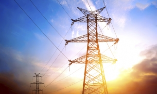 Ministrul Mediului: Locuinţe din comunităţile izolate vor fi racordate la reţeaua de energie electrică prin Programul „Centenarul Luminii”