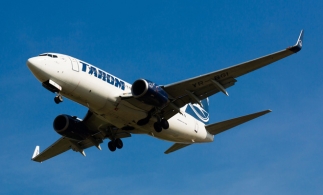 Ministrul Transporturilor: TAROM va anula mai multe curse neperformante; unele avioane zburau cu 10 pasageri la bord