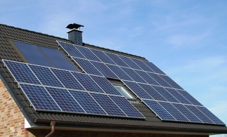 AFM: Panourile fotovoltaice sau cele solare se pot monta, de astăzi, şi fără autorizaţie de construire