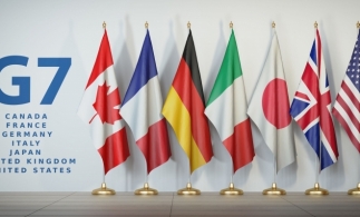 Uniunea Europeană şi Japonia susţin o strategie de relansare economică „viguroasă” a G7