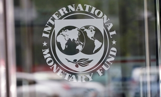 Directorul FMI sfătuieşte guvernele să continue să cheltuiască