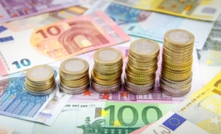 BNR: În primele zece luni, datoria externă a crescut cu 9,208 miliarde euro