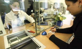 Soldul creditului acordat firmelor şi populaţiei a crescut în ianuarie cu 5,1% faţă de aceeaşi lună a anului precedent