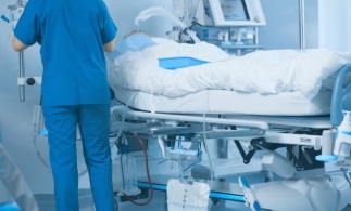 Vlad Voiculescu: Noi măsuri pentru pacienții COVID – număr mai mare de paturi ATI, operații amânate, noi centre deschise