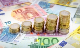 Datoria externă a României a crescut cu 8,404 miliarde euro în primele opt luni