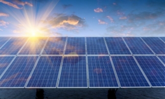 Virgil Popescu: Un program pentru montarea de panouri fotovoltaice va fi lansat la sfârșitul acestui an
