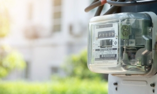 Energia electrică s-a scumpit cel mai mult în luna august, cu 65,73% în ritm anual