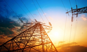 ACUE: Rețelele de distribuție a energiei electrice și gazelor naturale au nevoie de investiții de peste 10 miliarde de euro pe termen lung