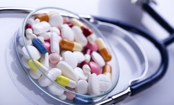 Coface România: Comerţul cu ridicata al produselor farmaceutice a înregistrat venituri în creştere cu 4%. Îndatorarea companiilor din domeniu, de peste 80%