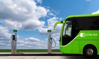 România, printre țările UE cu cea mai mare creștere a numărului vehiculelor electrice de pasageri