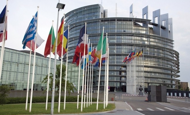 Transparență fiscală: PE aprobă noi norme de raportare defalcată pe țări