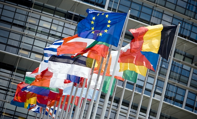 În trimestrul doi, 14 state membre ale UE au înregistrat deficit de cont curent