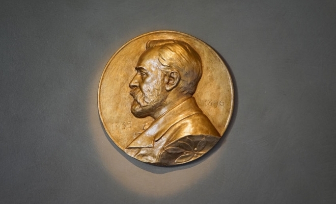 Premiul Nobel pentru Economie, atribuit americanilor Paul R. Milgrom și Robert B. Wilson