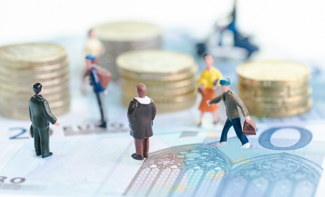 Pensiile în UE: Extinderea, în continuare, a dreptului la pensie pentru persoanele cu contracte atipice sau care desfășoară o activitate independentă