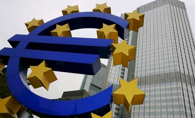 Luis de Guindos: BCE se aşteaptă la o creştere negativă a economiei zonei euro în T4