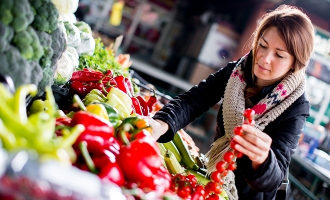 INS: Românii au consumat în 2018 mai multe produse de origine vegetală