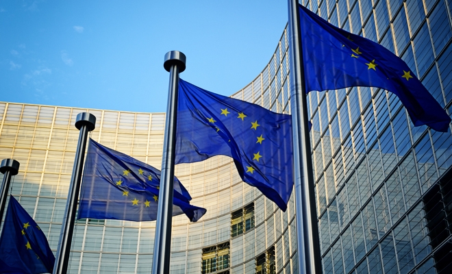 Financial Times: UE trage un semnal de alarmă cu privire la deficitul de materii prime