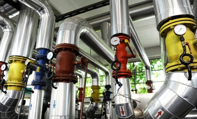 Termoenergetica începe luni încărcarea cu apă a instalațiilor și probele de presiune la instalațiile interioare