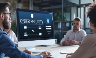 Numărul breșelor de securitate confirmate în sectorul global de producție a crescut cu 89%, în 2025