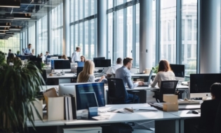 Aproximativ 46% dintre companii nu găsesc personal suficient pentru a-și desfășura activitatea