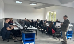 Educația financiar-contabilă, în prim-plan: CECCAR Maramureș, alături de liceeni în pregătirea pentru faza județeană a Concursului de cultură și educație financiar-contabilă